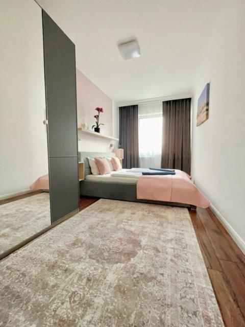 Home R52-4 #Freeparking بودابست المظهر الخارجي الصورة